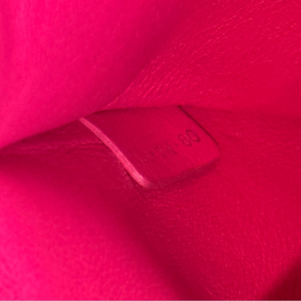Dior Diorissimo Light Blue Exterior with Hot Pink Interior (09 MA 1113) - Picture 12 of 13